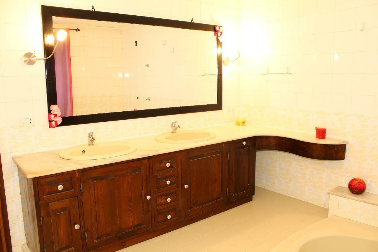 Villa Porto Rais คารินิ ภายนอก รูปภาพ