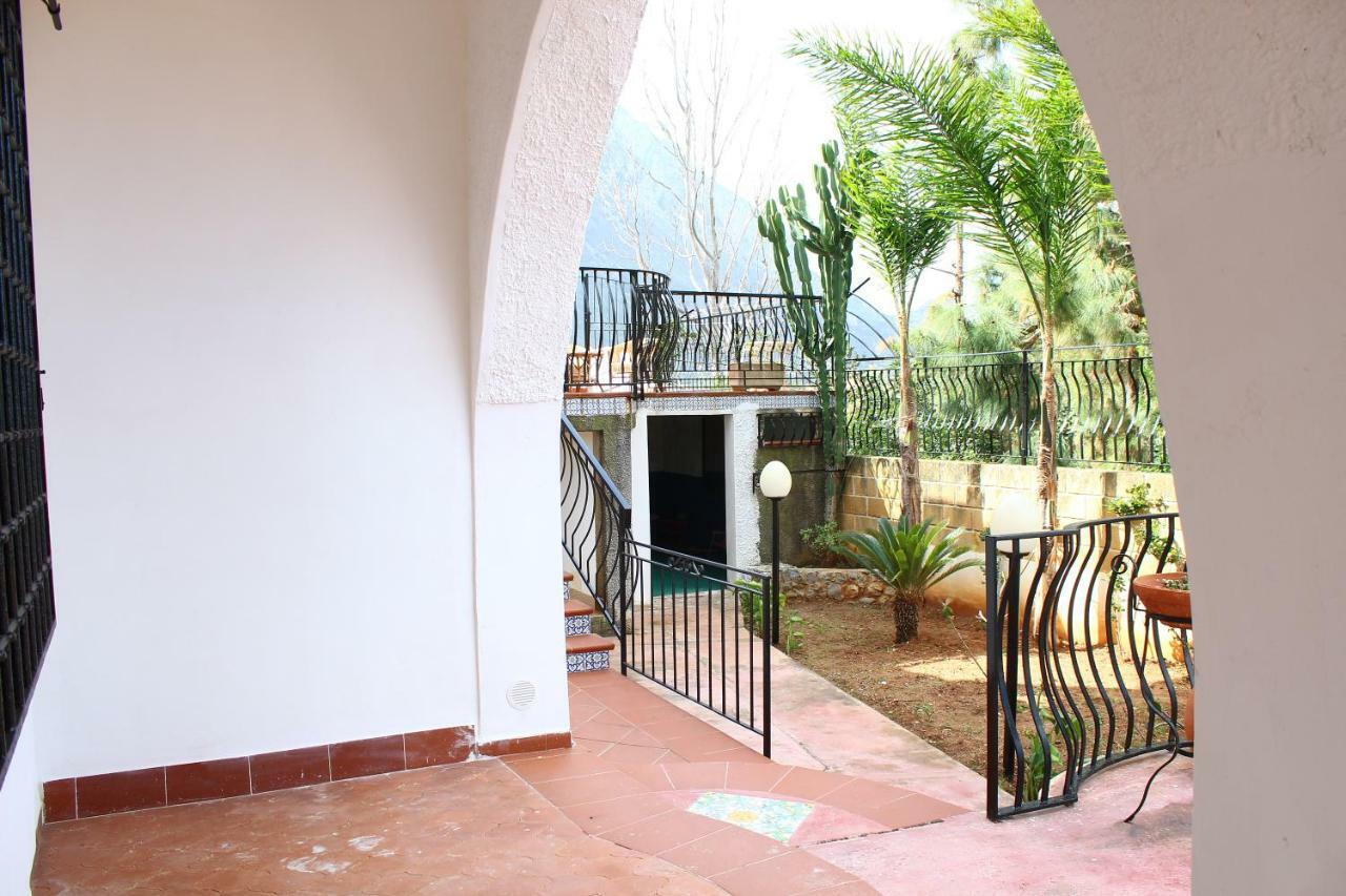 Villa Porto Rais คารินิ ภายนอก รูปภาพ